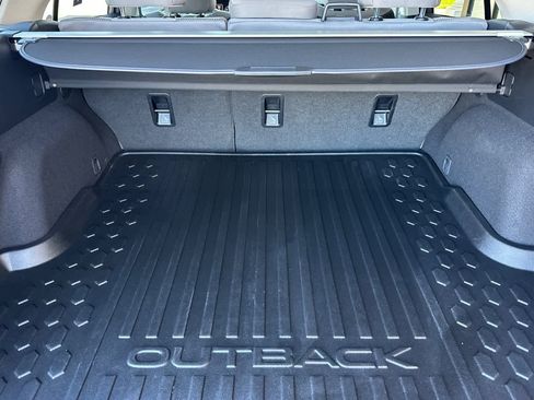 Certified 2025 Subaru Outback Premium w/ Popular Package #1A AWD/4WD image 14