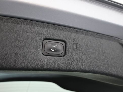 Used 2022 Ford Edge Titanium image 40