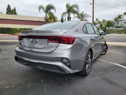 Certified 2024 Kia Forte LXS FWD image 4