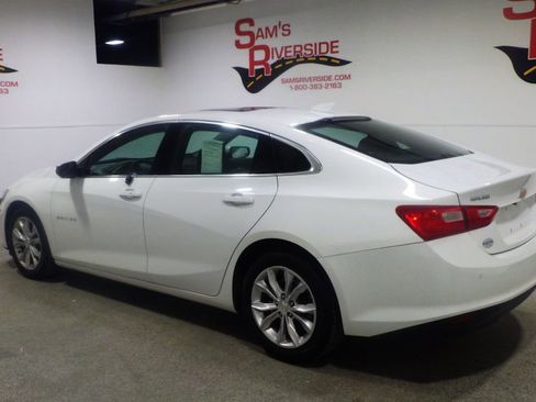 Used 2024 Chevrolet Malibu LT FWD image 2