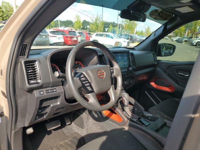 Used 2023 Nissan Frontier Pro-X RWD image 24
