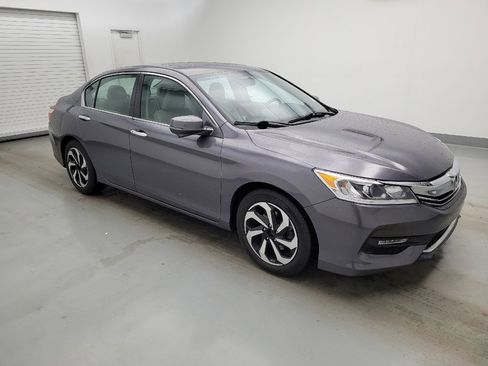 Used 2017 Honda Accord EX-L image 11