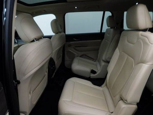 Used 2021 Jeep Grand Cherokee L Limited image 30