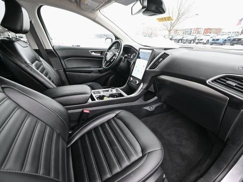 Certified 2024 Ford Edge SEL w/ Convenience Package image 25