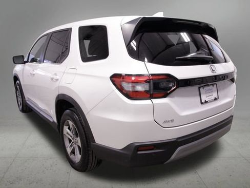 Used 2023 Honda Pilot EX-L image 4