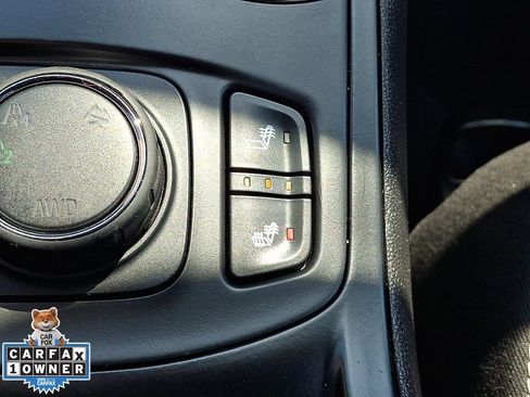 Used 2023 GMC Terrain SLE w/ Driver Convenience Package AWD/4WD image 26