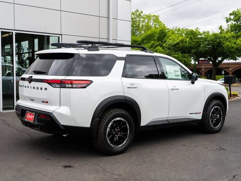New 2026 Nissan Pathfinder Rock Creek AWD/4WD image 6