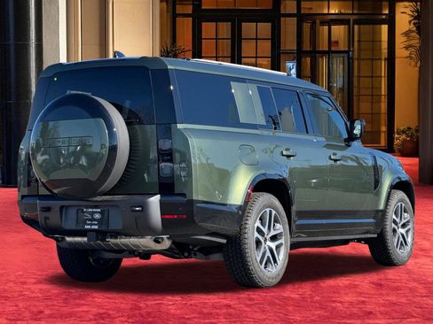 New 2026 Land Rover Defender 130 X-Dynamic SE AWD/4WD image 8