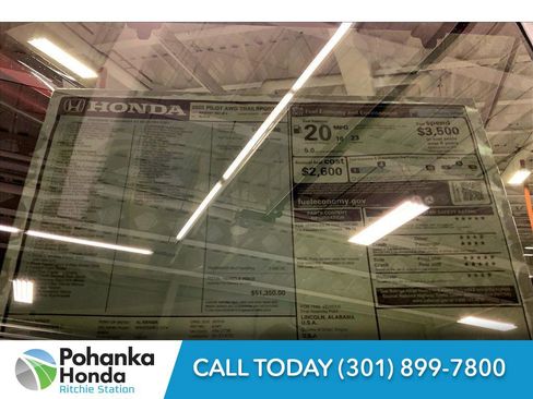 New 2025 Honda Pilot TrailSport image 23