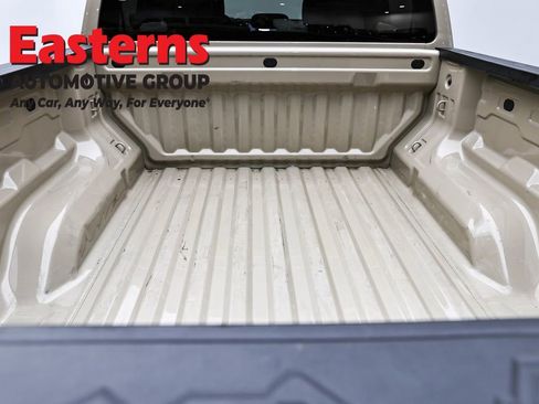 Used 2023 Chevrolet Colorado W/T RWD image 9