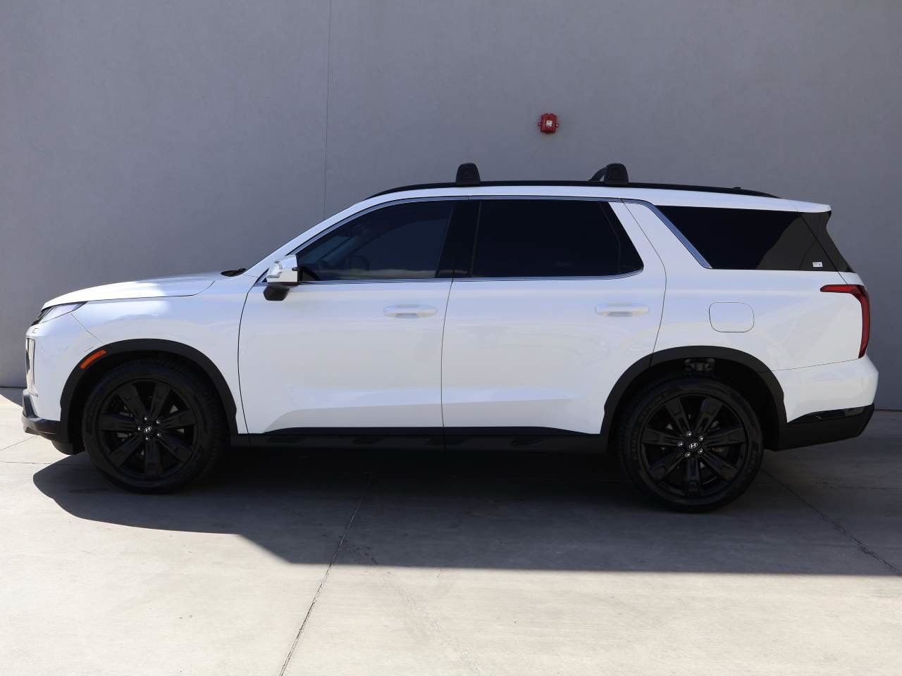 Used 2023 Hyundai Palisade XRT FWD image 2