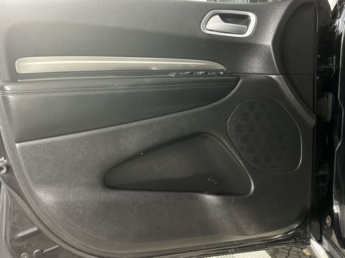 Used 2019 Dodge Durango SXT image 33