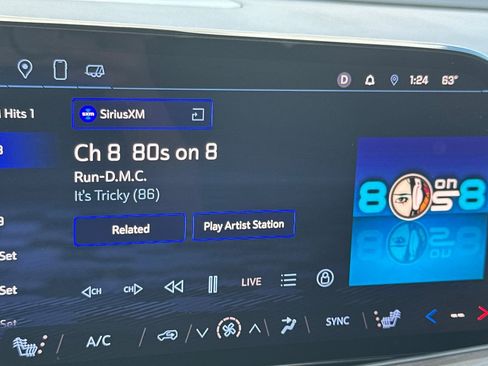 Certified 2025 Chevrolet Tahoe Z71 image 27