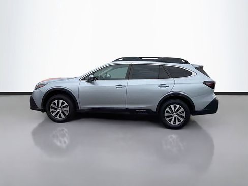 Used 2022 Subaru Outback Premium image 6