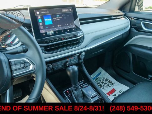 Used 2023 Jeep Compass Limited AWD/4WD image 19