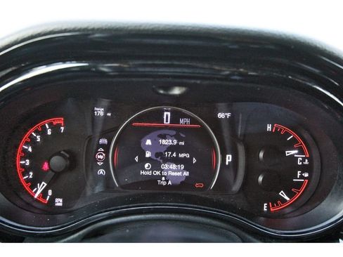 Used 2024 Dodge Durango GT AWD/4WD image 13