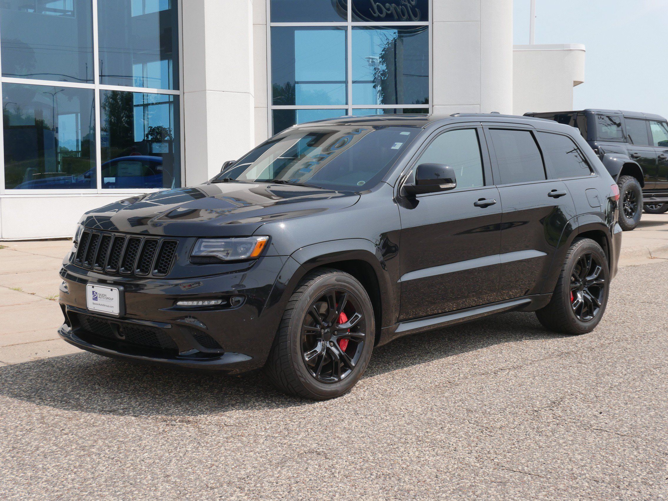Used 2015 Jeep Grand Cherokee SRT AWD/4WD image 25