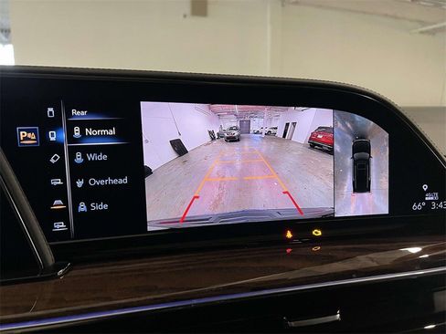 Certified 2021 Cadillac Escalade Premium Luxury Platinum image 28