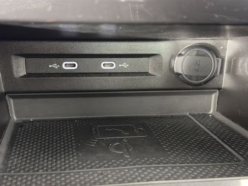 Used 2022 Volkswagen Tiguan SE R-Line AWD/4WD image 26