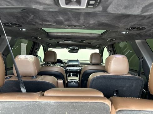 Used 2021 Kia Telluride SX w/ SX Prestige Package AWD/4WD image 9