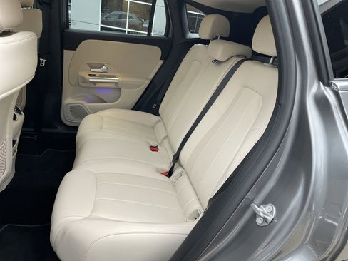 Certified 2022 Mercedes-Benz GLA 250 image 37