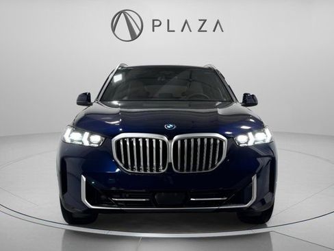 New 2026 BMW X5 xDrive50e image 8