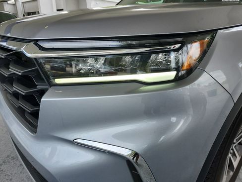 Used 2024 Honda Pilot EX-L image 32