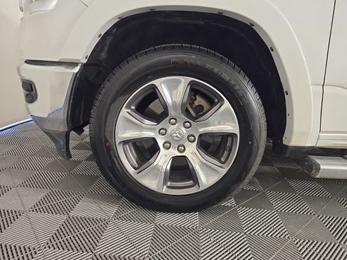 Used 2022 RAM 1500 Laramie RWD image 7