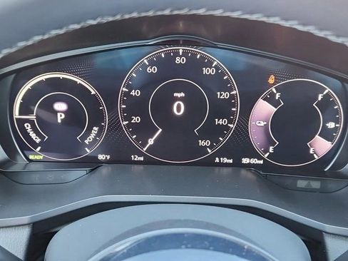 Used 2024 MAZDA CX-90 Plug-In Hybrid w/ Premium Pkg image 21