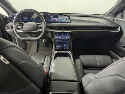 Used 2022 Lucid Air Grand Touring image 17