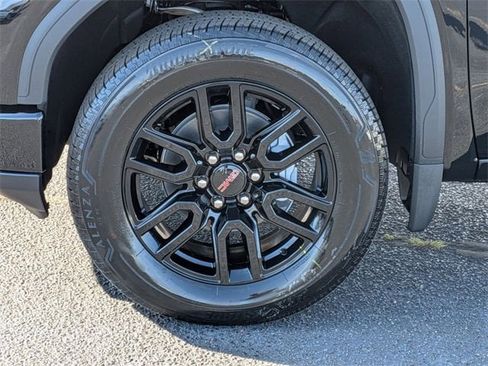 New 2026 GMC Sierra 1500 Elevation image 10