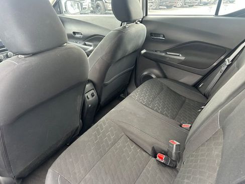 Used 2024 Nissan Kicks SV FWD image 29