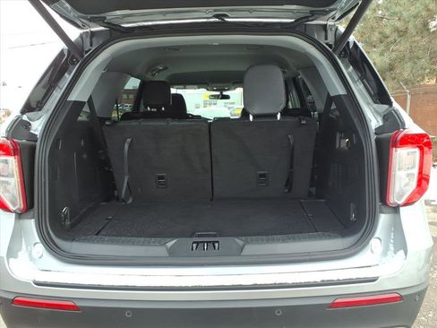 Certified 2024 Ford Explorer XLT w/ Equipment Group 202A image 10