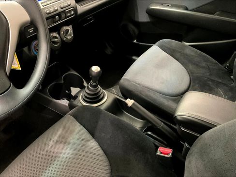 Used 2008 Honda Fit image 19