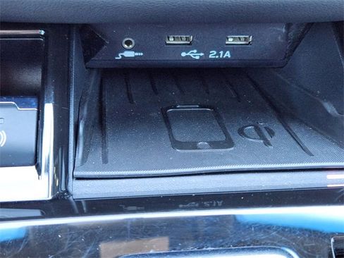 Used 2022 Subaru Outback Wilderness w/ Wilderness Package image 20