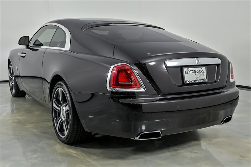 Used 2015 Rolls-Royce Wraith RWD image 7
