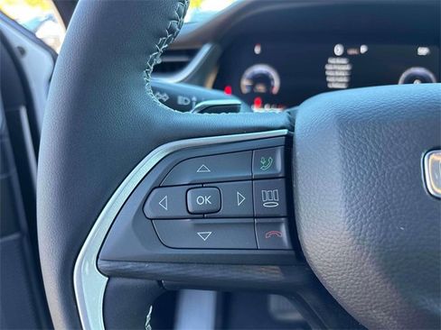 New 2025 Jeep Grand Cherokee Altitude image 12