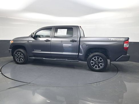 Used 2017 Toyota Tundra SR5 w/ TRD Off Road Package AWD/4WD image 11