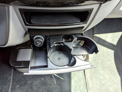 Used 2017 Mercedes-Benz Sprinter 2500 image 24