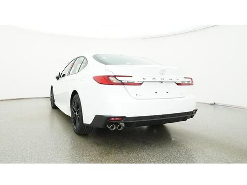 New 2026 Toyota Camry SE image 22