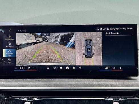 Used 2026 BMW X5 xDrive50e w/ Executive Package image 14