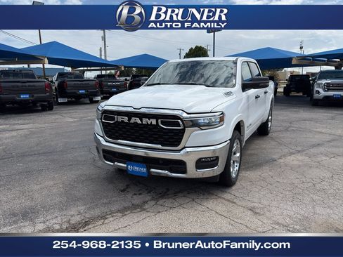 Used 2025 RAM 1500 Lone Star AWD/4WD image 1