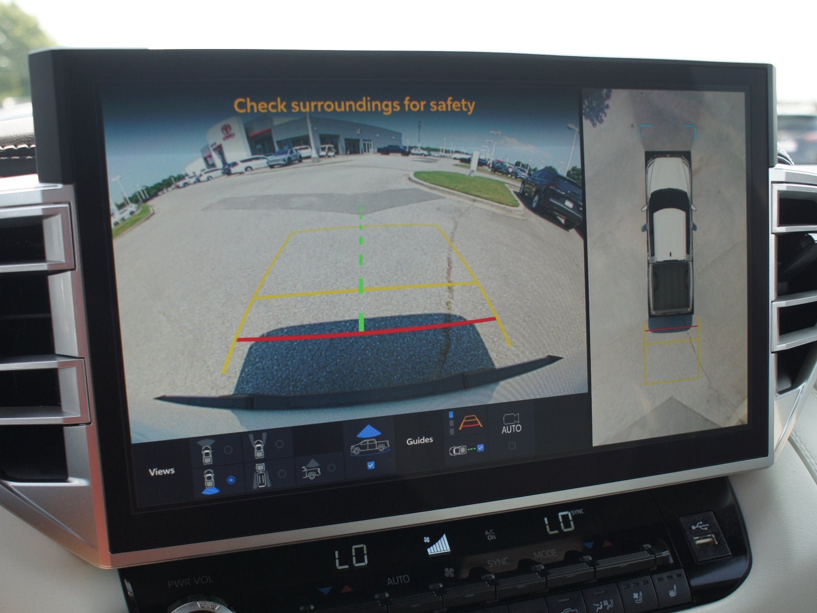 Used 2025 Toyota Tundra Capstone AWD/4WD image 7