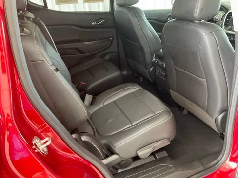 Used 2023 GMC Acadia SLT w/ Elevation Edition FWD image 23