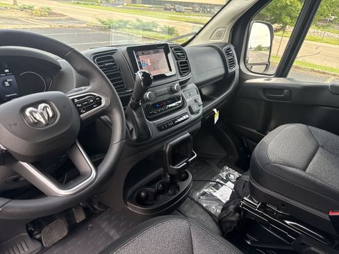 New 2026 RAM ProMaster 2500 w/ Advanced Safety Group FWD image 27