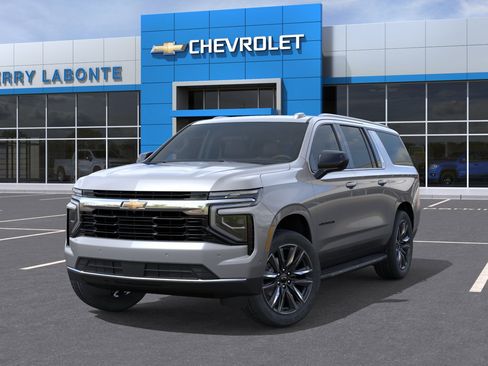 New 2026 Chevrolet Suburban LS AWD/4WD image 8