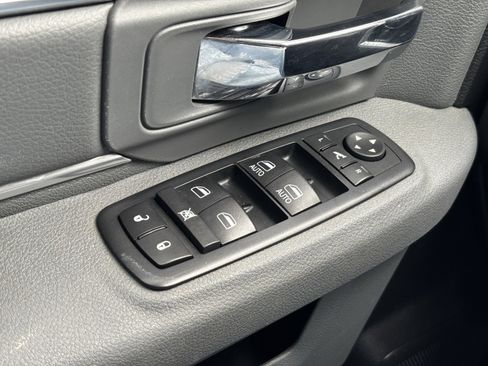 Used 2017 RAM 1500 Big Horn image 11