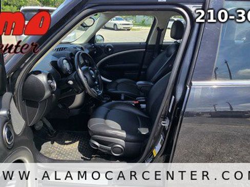 Used 2013 MINI Cooper Countryman w/ Cold Weather Pkg FWD image 29