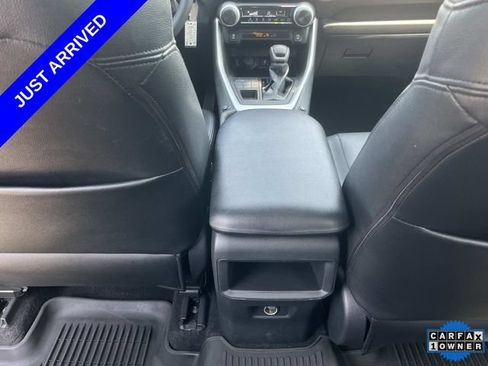 Used 2021 Toyota RAV4 LE AWD/4WD image 27