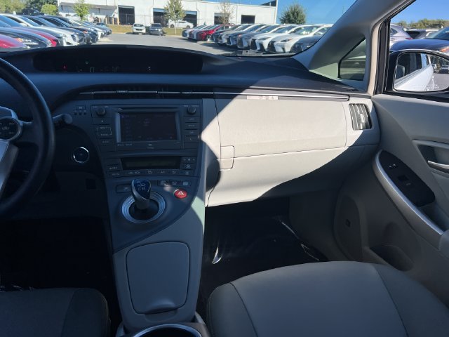 Used 2015 Toyota Prius Four FWD image 14